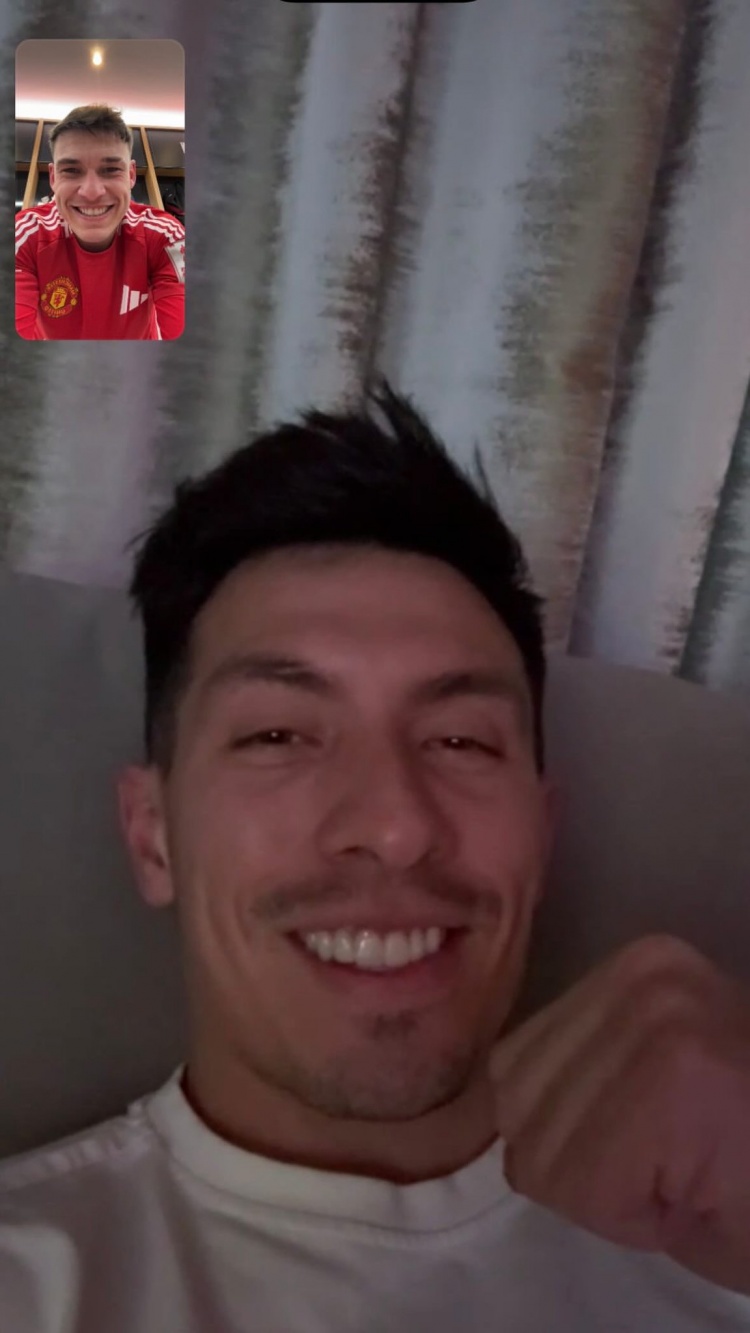  勝利獻給你！烏加特賽后視頻連線重傷的利桑德羅，一起慶祝晉級