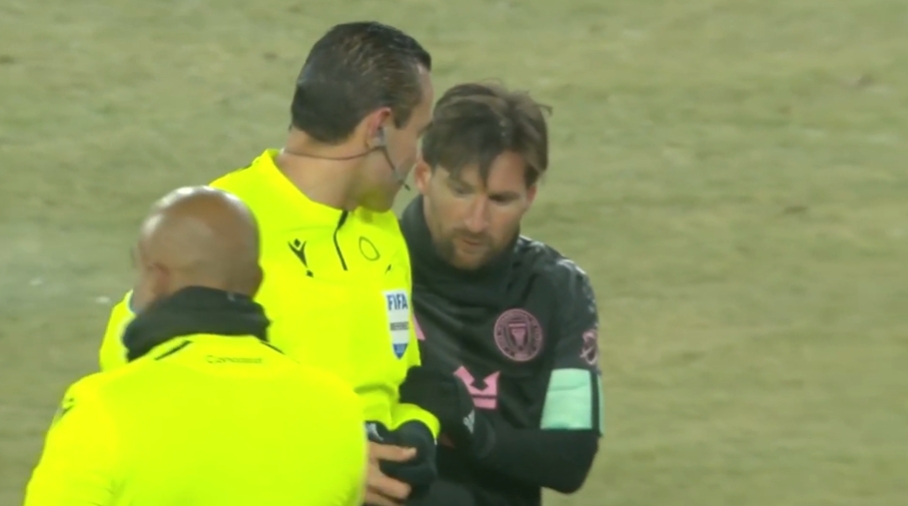 賽后向梅西要簽名！ESPN：墨西哥裁判被停哨半年，再犯無限期停哨
