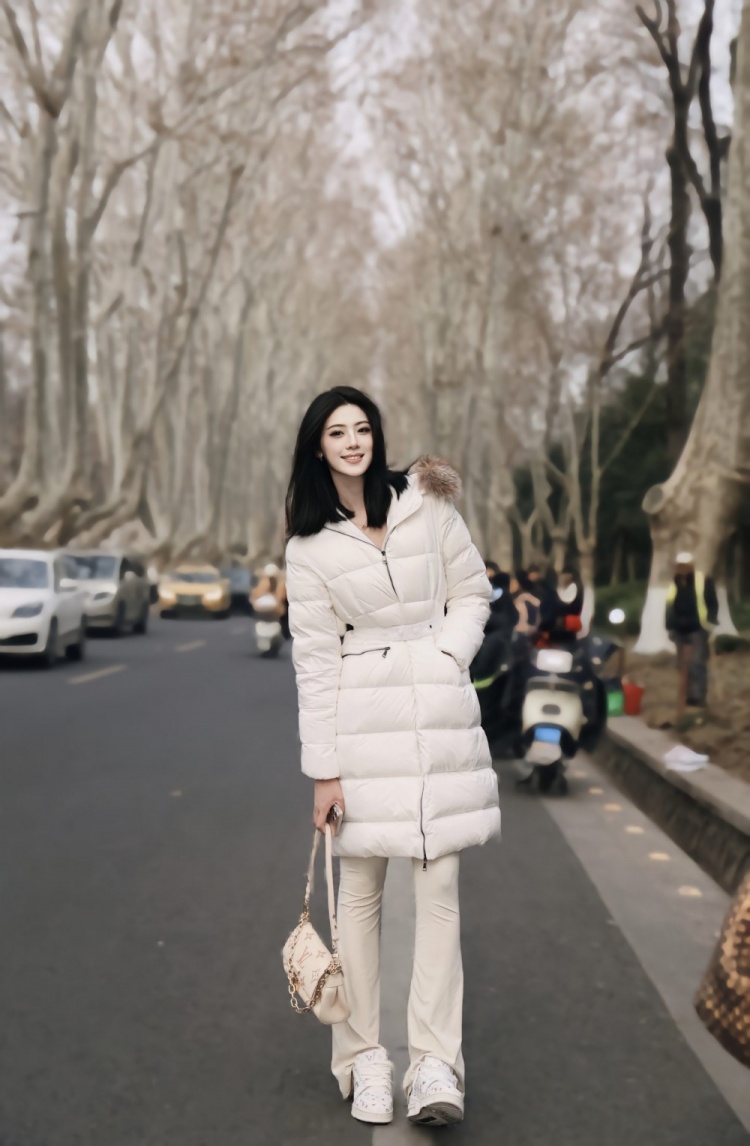  煙雨下江南！卓識(shí)游南京：卿言一句梧桐美 吾種梧桐滿京城