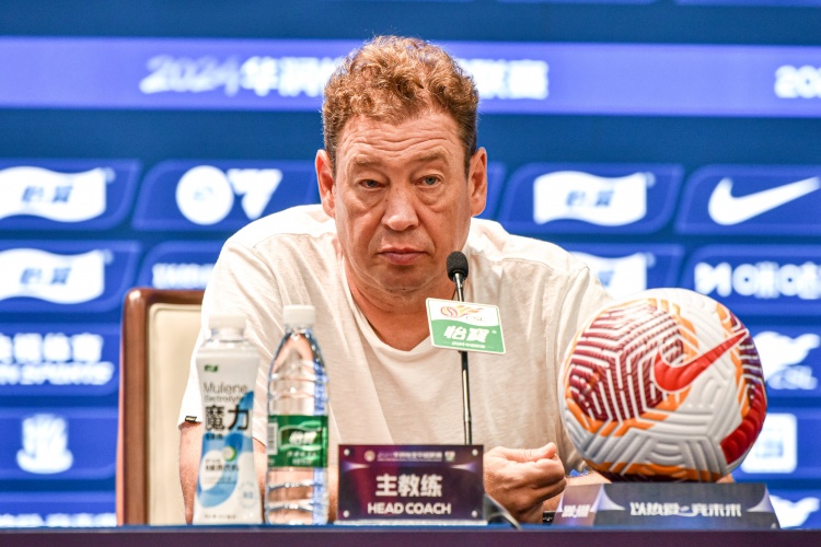  申花為何總是絕殺？斯盧茨基：進五個還不丟球最好，但目前做不到
