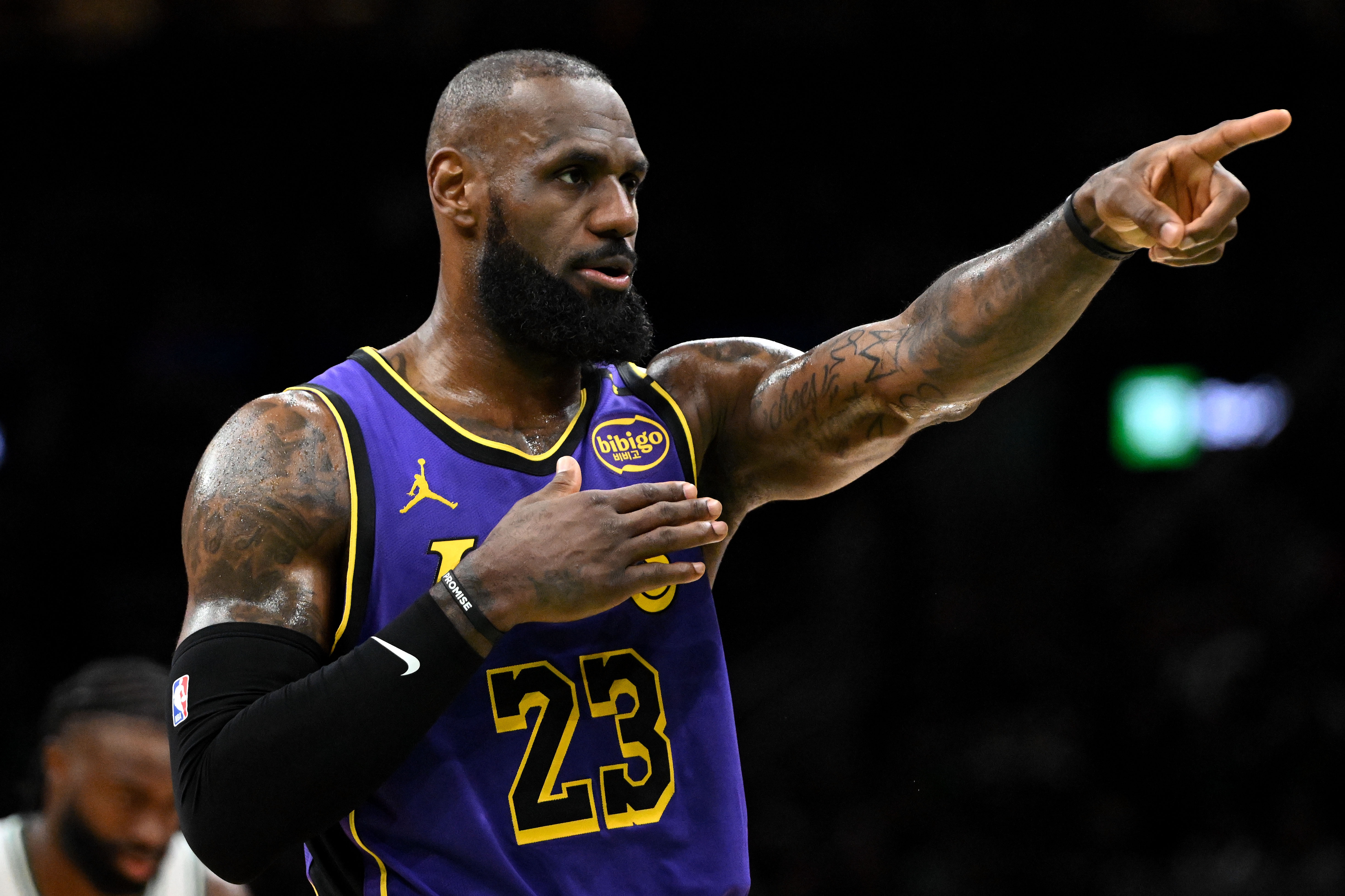  蕭華談?wù)材匪古cA-史密斯交鋒：其他項目都互吹 NBA卻總有這種爭論
